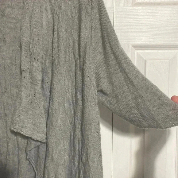 Eileen Fisher merino wool gray cardigan sweater size LARGE. - Picture 5 of 13